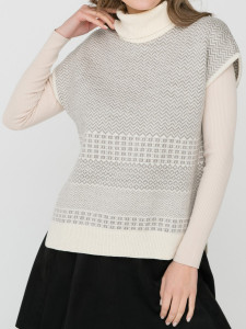 Жилет л21164 молочный